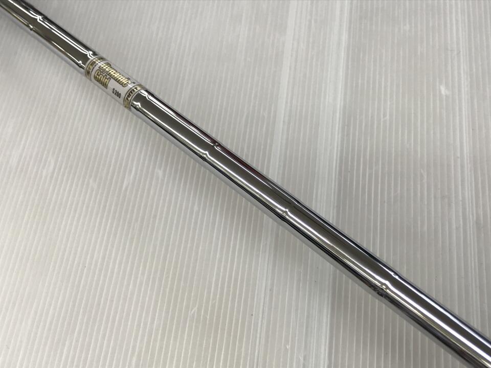 【UTC-244】タイトリストスリーブ AMT S200 4UT ﾀﾞｲﾅﾐｯｸｺﾞｰﾙﾄﾞAMT (S200)スリーブ付 シャフト (タイトリスト