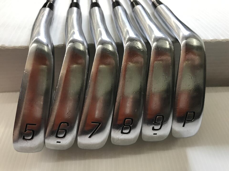 【美品】ブリヂストン　221CB ダイナミックゴールドS200 5番〜PW 特別生産モデル】【B シリーズ】 221CB [Dynamic Gold